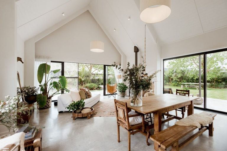 Photo of property in 16 Shearwater Lane, Point Wells, 0986