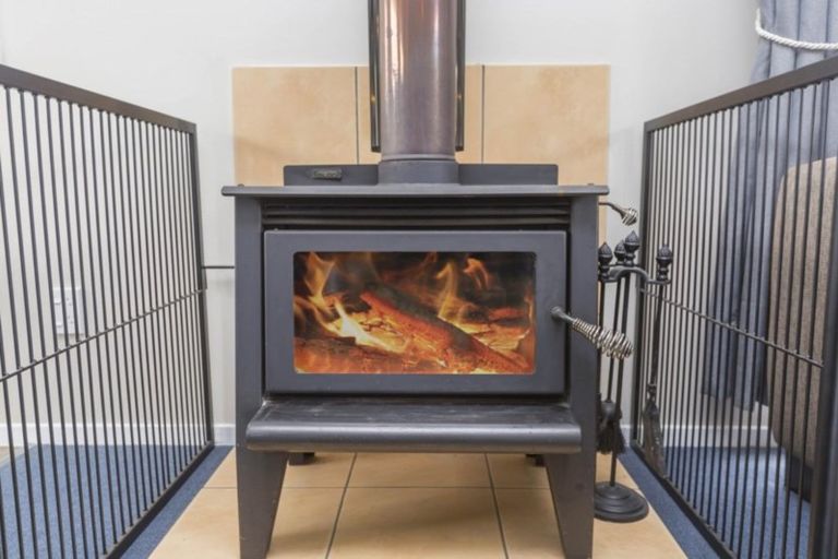 Photo of property in 156 California Drive, Totara Park, Upper Hutt, 5018