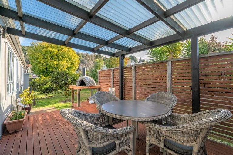 Photo of property in 7 Reeves Road, Acacia Bay, Taupo, 3330