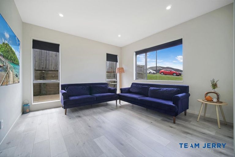 Photo of property in 9 Flannery Road, Pokeno, 2402