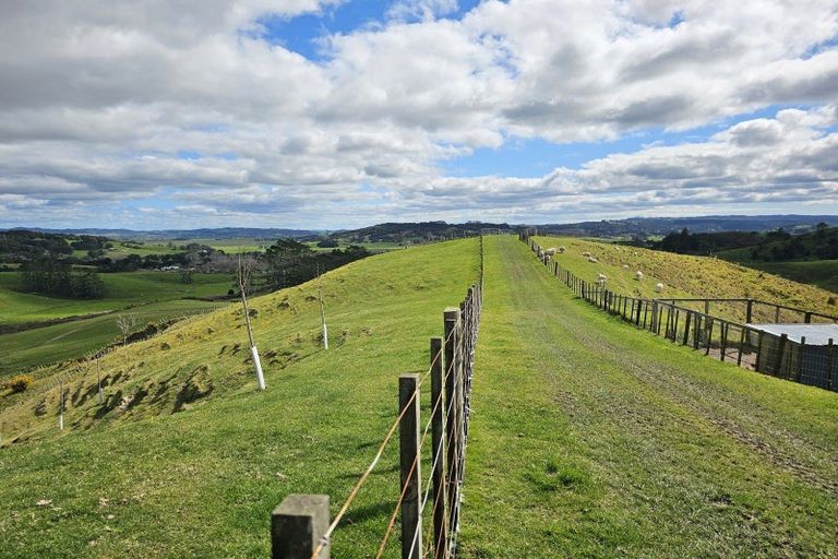 Photo of property in 113c Marua Road, Hikurangi, 0181
