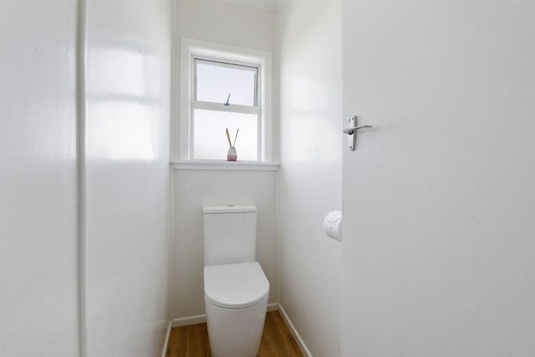 Photo of property in 11 Hulke Crescent, Bell Block, New Plymouth, 4312