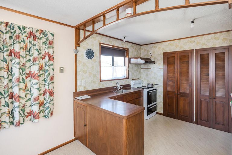 Photo of property in 6a Stuart Street, Holmes Hill, Oamaru, 9401