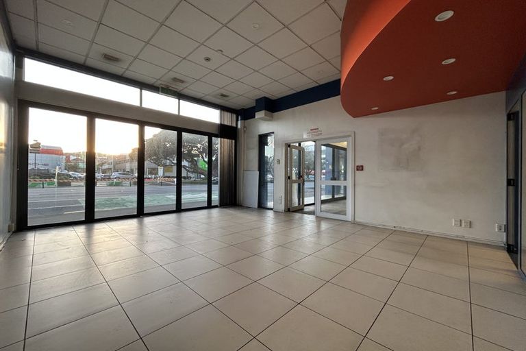 Photo of property in 60 Kent Terrace, Taradale, Napier, 4112