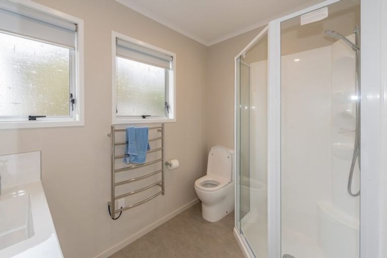 Photo of property in 5 Wharf Road, Albany, Auckland, 0632