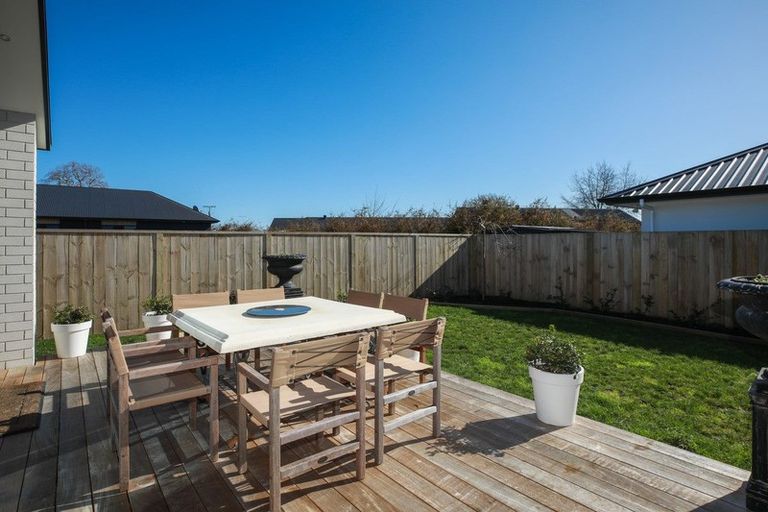 Photo of property in 15 Ruru Street, Cambridge, 3434