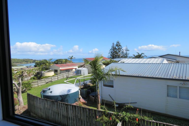 Photo of property in 12 Seascape Lane, Coopers Beach, 0420