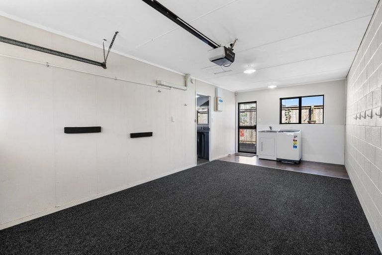 Photo of property in 936b Cameron Road, Gate Pa, Tauranga, 3112