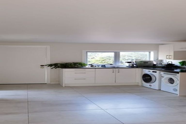 Photo of property in 67 Ravenwood Drive, Forrest Hill, Auckland, 0620