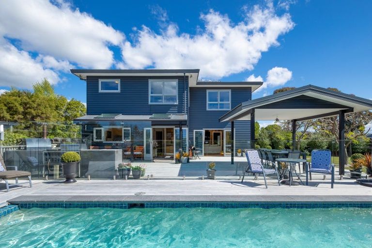 Photo of property in 128 Aranui Road, Mapua, 7005