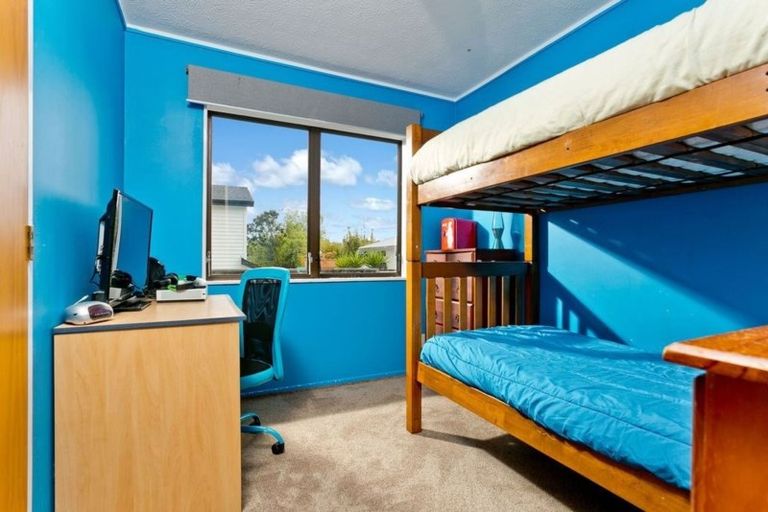 Photo of property in 1/129 Stredwick Drive, Torbay, Auckland, 0630