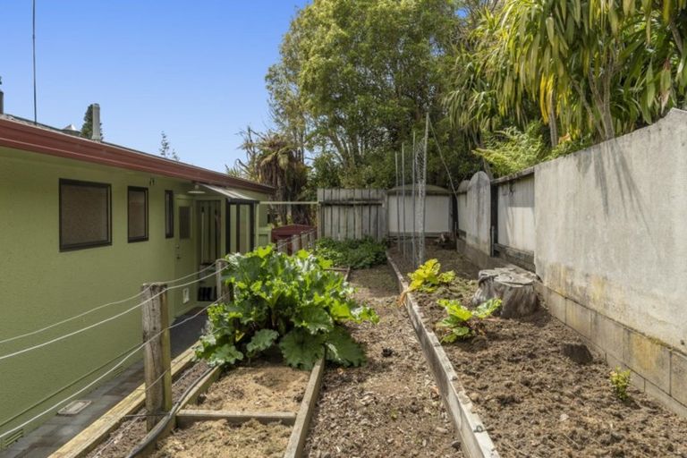 Photo of property in 7 Pamir Place, Welcome Bay, Tauranga, 3112