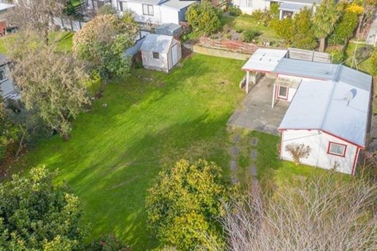 Photo of property in 71 Bluegum Road, Paraparaumu Beach, Paraparaumu, 5032