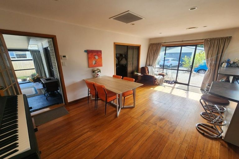 Photo of property in 20 Gladson Avenue, Sockburn, Christchurch, 8042