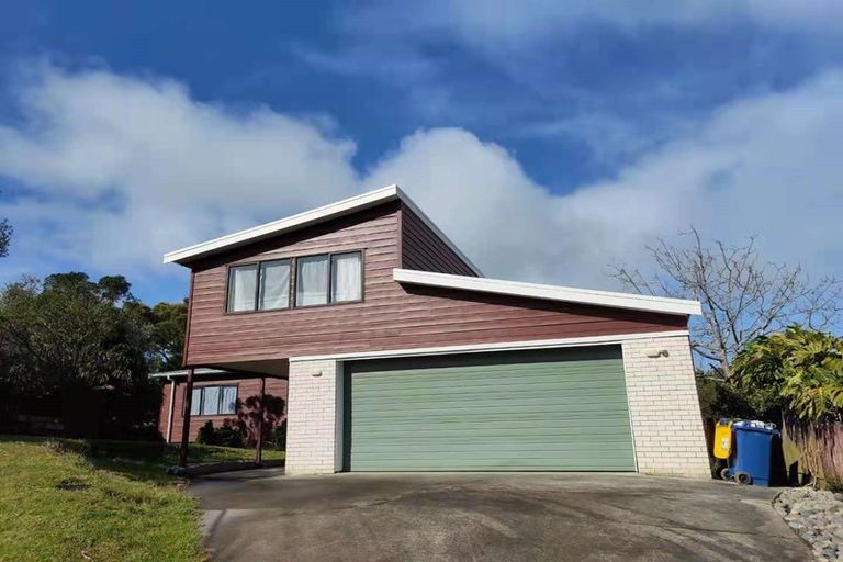 Photo of property in 15 Mona Vale, West Harbour, Auckland, 0618
