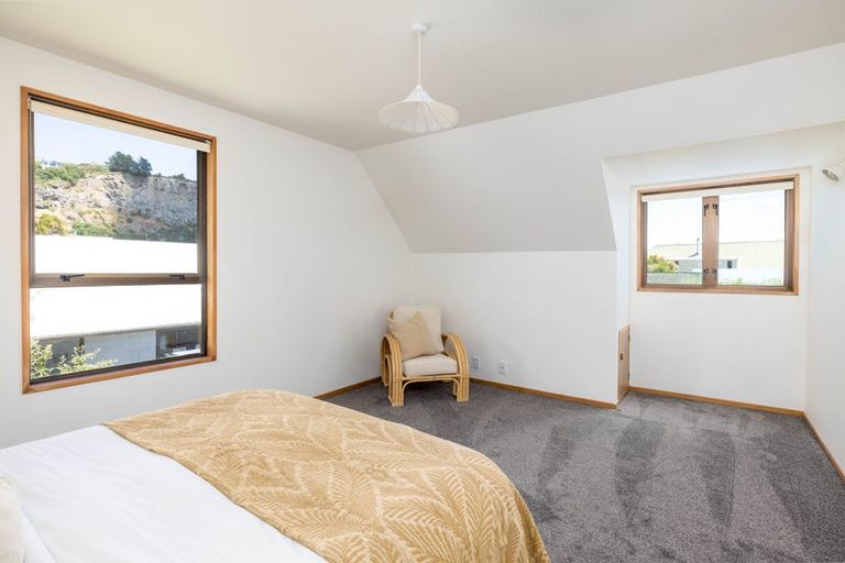 Photo of property in 21 Celia Street, Redcliffs, Christchurch, 8081