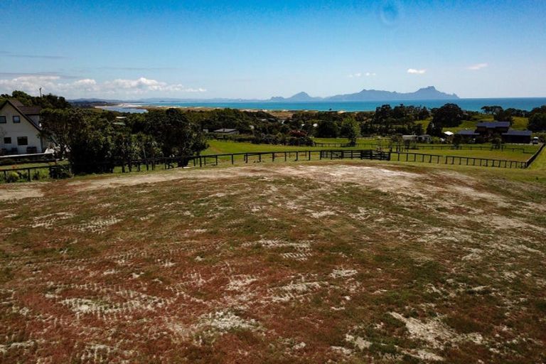 Photo of property in 51 Cullen Road, Waipu, 0582