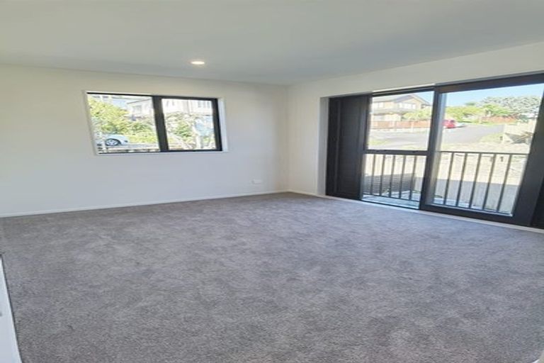 Photo of property in 9d Janome Place, Bucklands Beach, Auckland, 2014