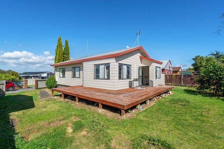 Photo of property in 1/10 Barcroft Place, Clendon Park, Auckland, 2103