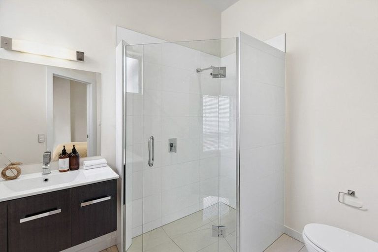 Photo of property in 14b Parkhill Avenue, Wanaka, 9305