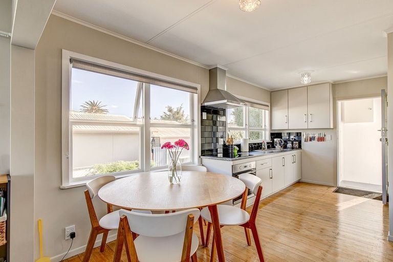 Photo of property in 3 Linley Place, Levin, 5510