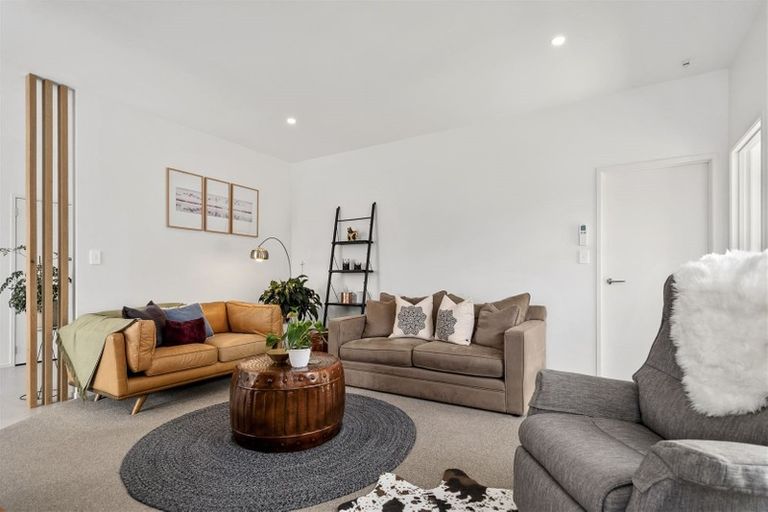 Photo of property in 77 Dunkeld Drive, Papamoa, 3118