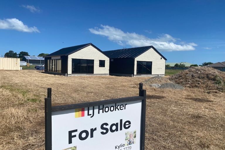 Photo of property in 4 Kea Court, Carterton, 5713