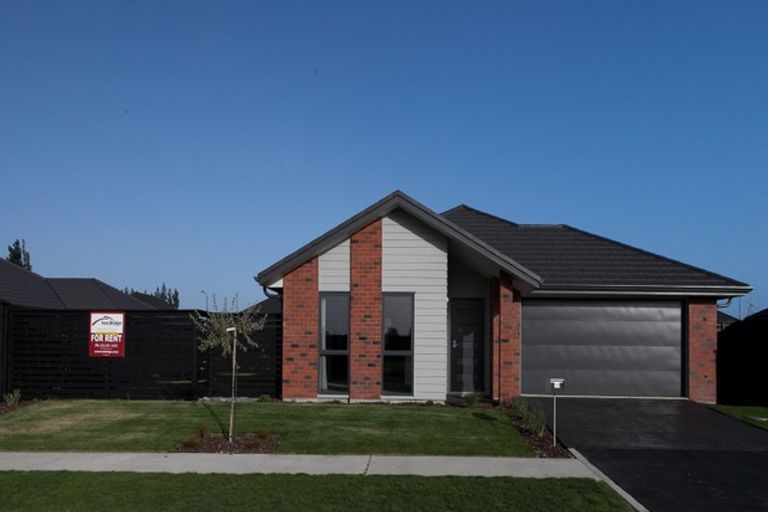 Photo of property in 32 Burford Way, Rolleston, 7615
