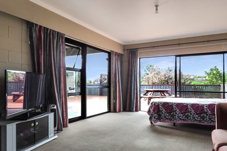 Photo of property in 12 Oakleigh Crescent, Oamaru North, Oamaru, 9400