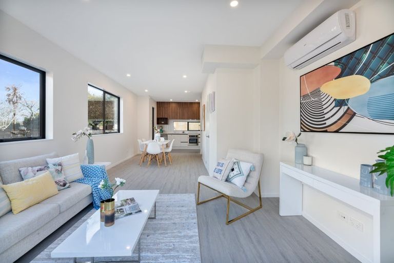 Photo of property in 3b Cadiz Place, Red Hill, Papakura, 2110