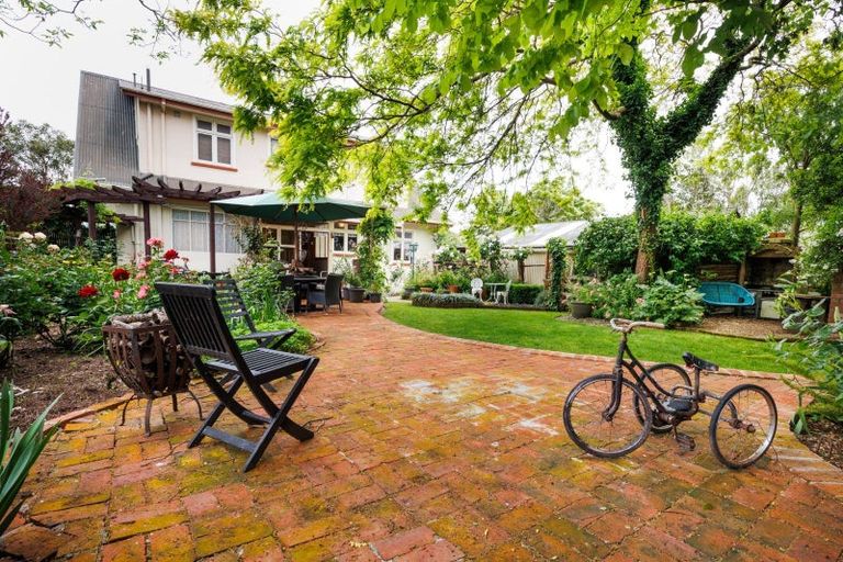 Photo of property in 161 Russell Street, Palmerston North, 4414