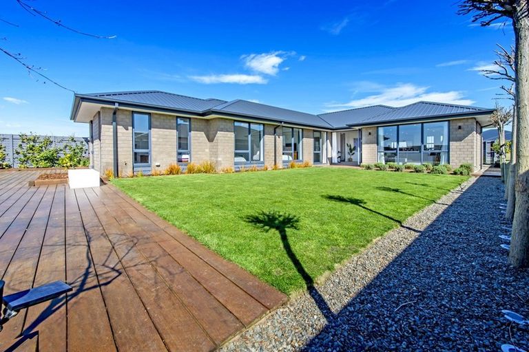 Photo of property in 39 Bradbury Avenue, Rolleston, 7614