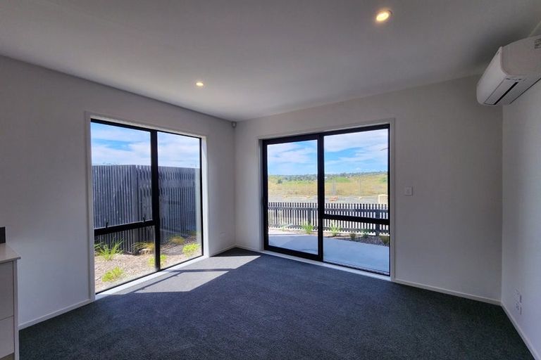 Photo of property in 10 Vasi Drive, Hobsonville, Auckland, 0616