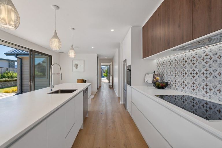 Photo of property in 29 Pounamu Avenue, Albert Town, 9305