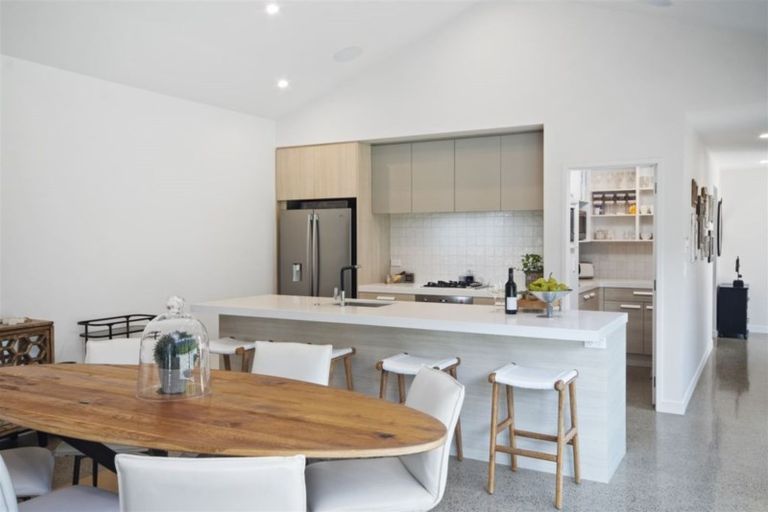 Photo of property in 15 Knoll Rise, Pukekohe, 2120