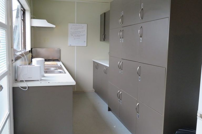 Photo of property in 35 Bay Street, Petone, Lower Hutt, 5012