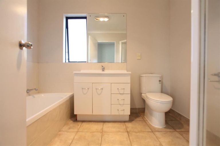 Photo of property in 21 Thomas Road, Flat Bush, Auckland, 2019