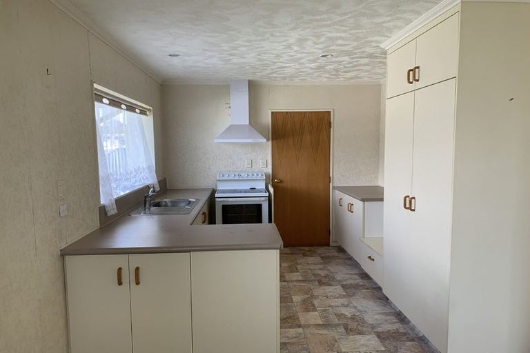 Photo of property in 81 Winchester Street, Levin, 5510