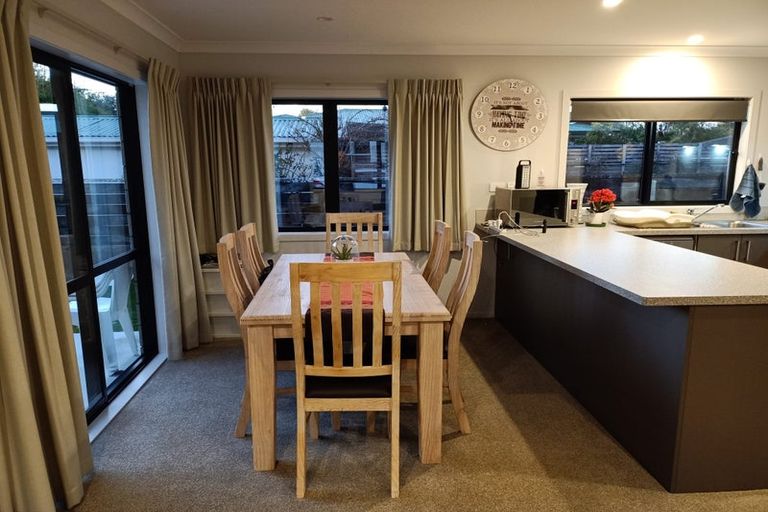 Photo of property in 110b Williams Street, Cambridge, 3434