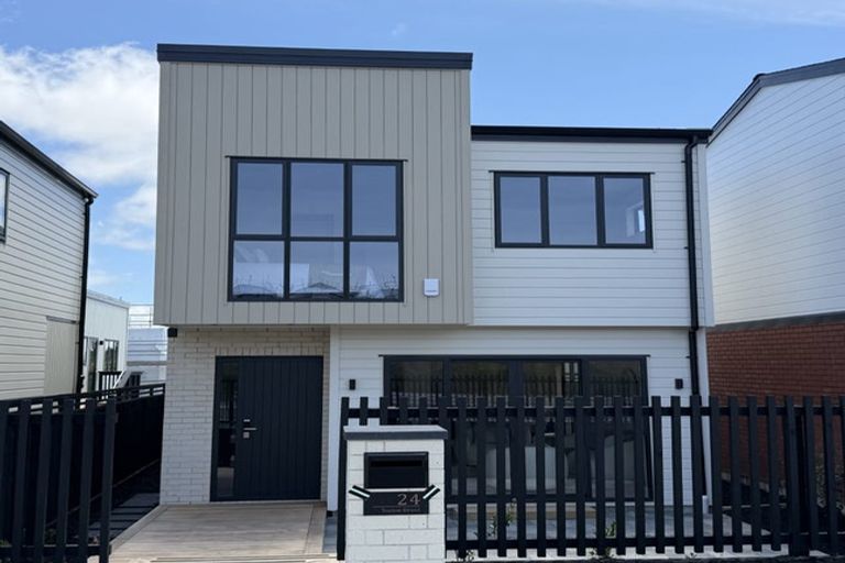 Photo of property in 24 Toetoe Street, Westgate, 0814