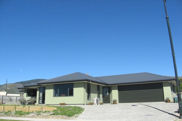 Photo of property in 47 Cambelldon Crescent, Stoke, Nelson, 7011