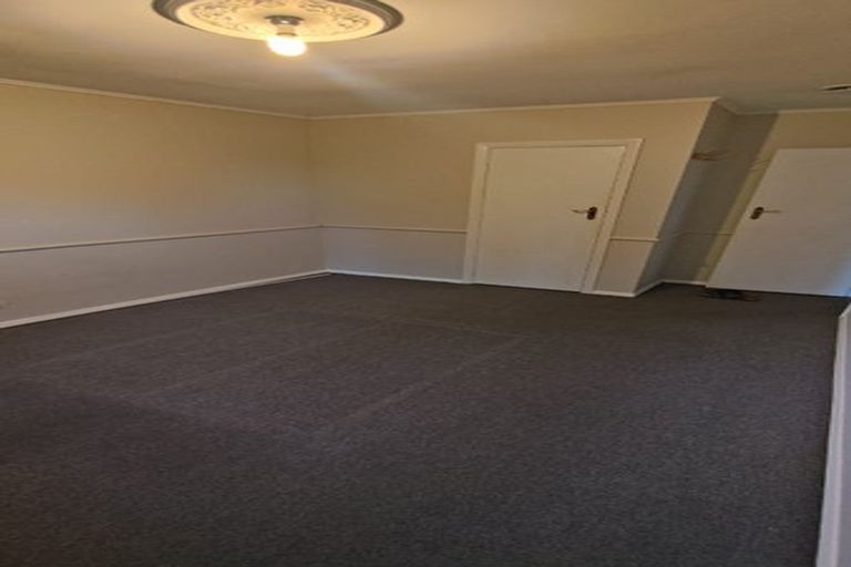 Photo of property in 12 Cruickshank Road, Clouston Park, Upper Hutt, 5018