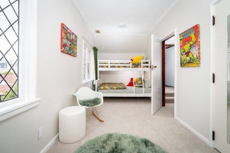 Photo of property in 273 Karori Road, Karori, Wellington, 6012