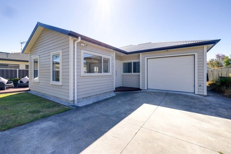 Photo of property in 2 Warwick Crescent, Taradale, Napier, 4112