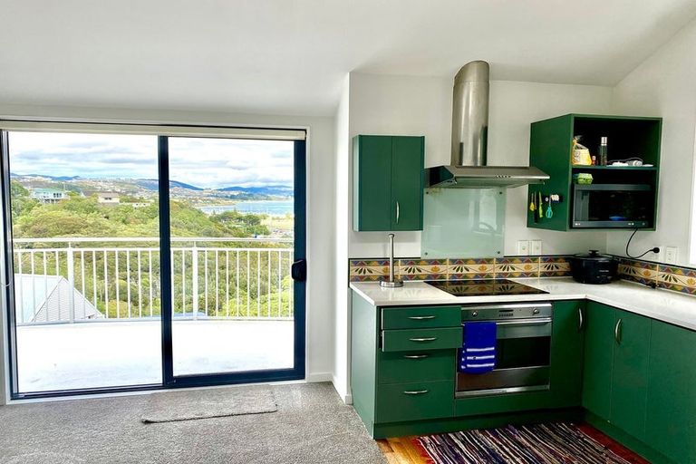 Photo of property in 59a Mana View Road, Paremata, Porirua, 5026