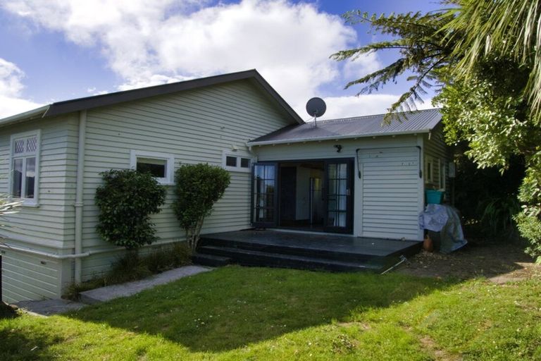 Photo of property in 60 Pembroke Road, Northland, Wellington, 6012