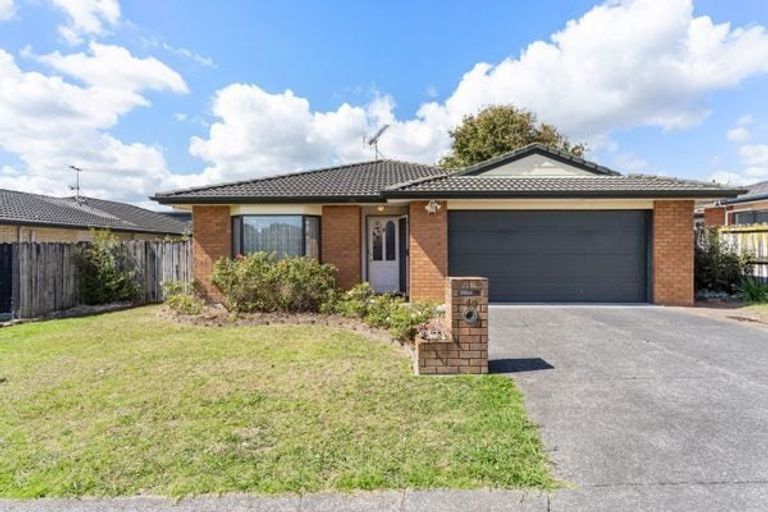 Photo of property in 40 Nuneaton Drive, Flat Bush, Auckland, 2019