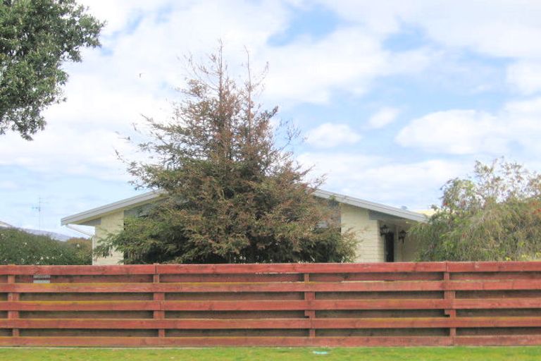 Photo of property in 168 Dickson Road, Papamoa Beach, Papamoa, 3118