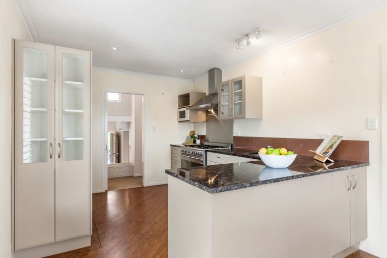 Photo of property in 8 Alleyne Court, Brown Owl, Upper Hutt, 5018