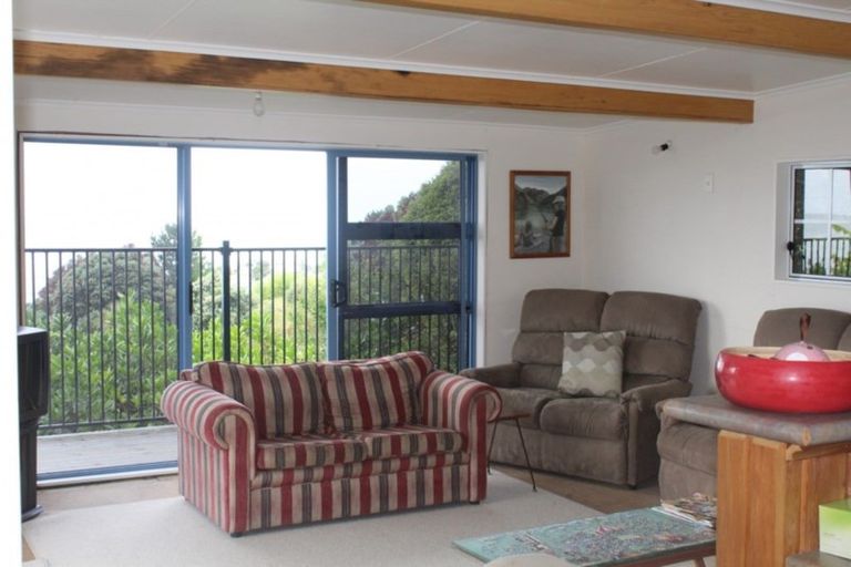 Photo of property in 2798 Coast Road, Akitio, Pongaroa, 4991